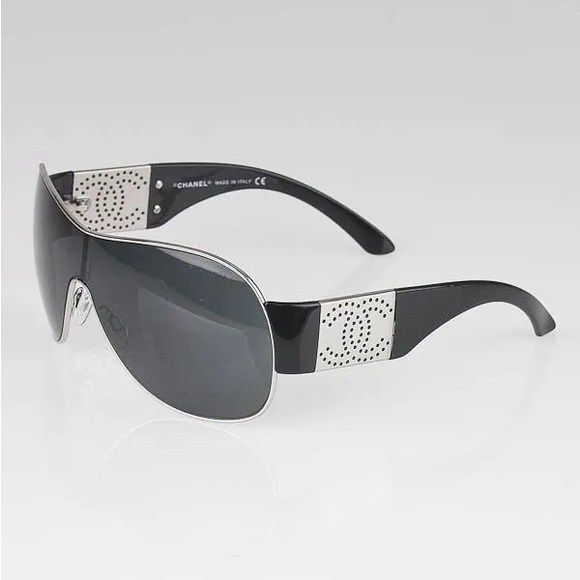 CHANEL Unisex Black Tint Metal Frame CC Logo Wrap Aviator Sunglasses 4154 - Picture 1 of 8